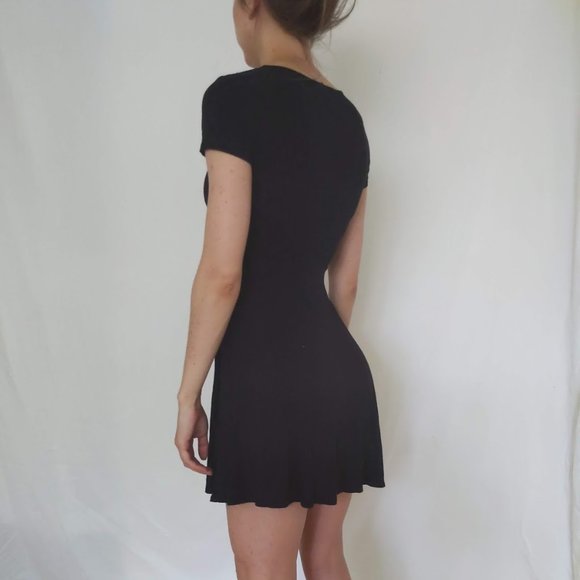 S | Forever 21 | Black Faux Wrap Knit Dress - Picture 4 of 7